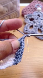 Sweet, simple, and festive! 🍬🎄 Here’s the short tutorial for my gingerbread house ornament — and you’ll find all the full versions waiting in the pinned comment. ✨ #crochet #ChristmasMagic #ornaments | Rodi Crochet Studio