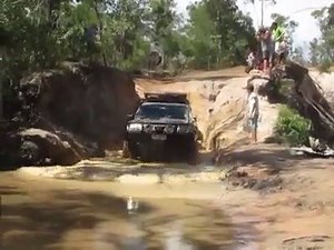 How to tow a trailer, Lesson one :D | Buzzspeed