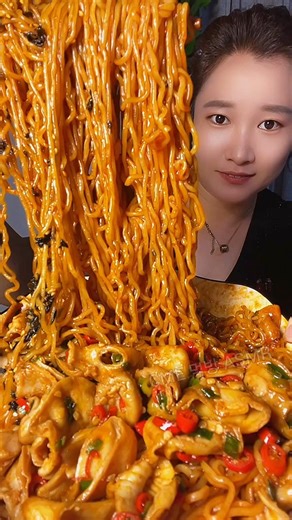 I Tried EXTREME Spicy Ramen 🌶️🔥 | Honest Mukbang Eating Show #mukbang #food #shorts