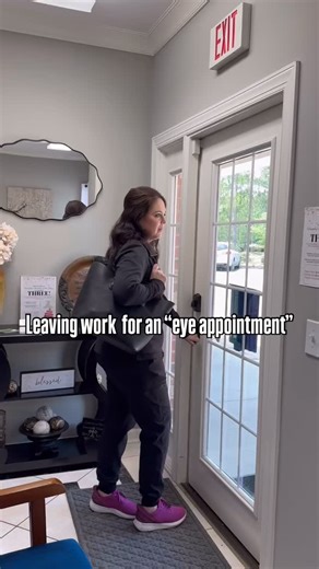 Not all eye appointments are created equal 👀 The EMFACE Eye applicator lifts and smooths the delicate under-eye area — improving tone, firmness, and tired appearance, all without needles or downtime. A true refresh, in minutes. #EmfaceEyes #Emface #EmfaceDays @emface @rachel_btlaesthetics @breyana.btl @mrsculptcarolinas @btlaesthetics | Vascular Institute of the Pines