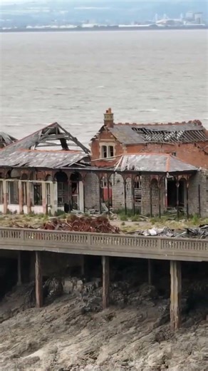 What If Earth’s Gravity Changed Overnight? 🌍 The Silent Threat #Gravity #mindklick #universe #facts