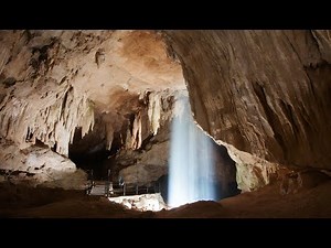 Taking a Tour Inside The Cascade Caverns - Boerne, Texas