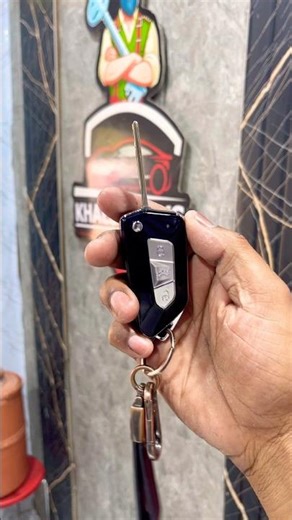 Black beauty car flip key 🔑 #carkey #keymaker #scorpio #keymaker #keymekaraligarh #flipkey #top10
