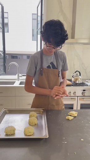 Decoding the Meaning Behind 'Butter My Biscuit' Phrase