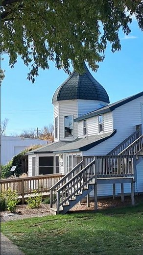 1890 Viictorian - Grandma's House w/ Onion Dome at the Laura Ingalls Wilder Museum in Walnut Grove