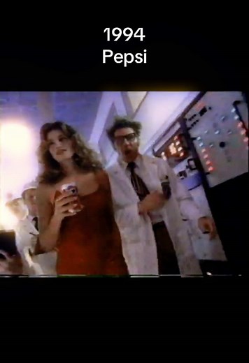 Cindy Crawford & Michael Richards in Iconic 1994 Pepsi Ad