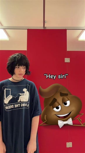 Hey siri call my girlfriend #barfbarfs #tomboy #emoji #emojimovie #poop