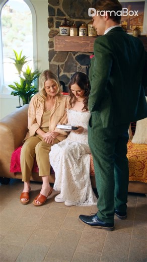 Click the link to watch the full free episodes 👉 https://dramabox.reelhunter.online/5379254164649168896 Name:Runaway Bride, Billionaire's Catch #RunawayBrideBillionairesCatch #DramaBox #truelove #facebookreels #Fullepisodes #foryou #fyp #usa #AmericanLife #USACulture #shortDrama #newyork #Lovestory #Comebackstory #TurnAroundMoment #LA | Tony Movies