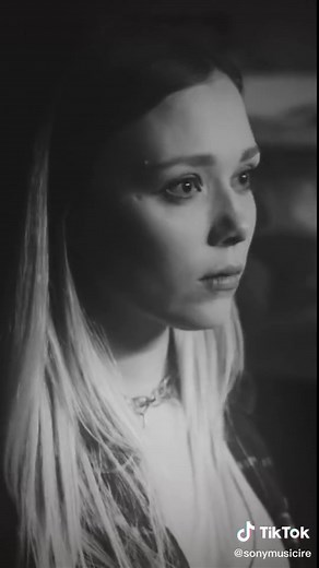Daddy Issues // Official Video (2016) #TheNeighbourhood #musicvideo #daddyissues