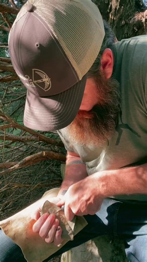 Exploring Flintknapping: The Art of Crafting Stone Tools