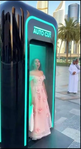 Instant Princess Dress! Girl Gets Stunning Flowery Outfit Using AI Machine 🌸⚡👗