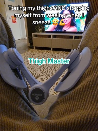 Strengthen Thighs and Pelvic Floor with Thigh Master