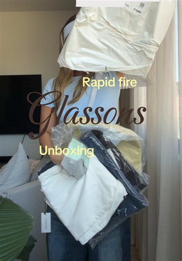 Unboxing Glassons Jeans: Low-Rise and Baggy Styles