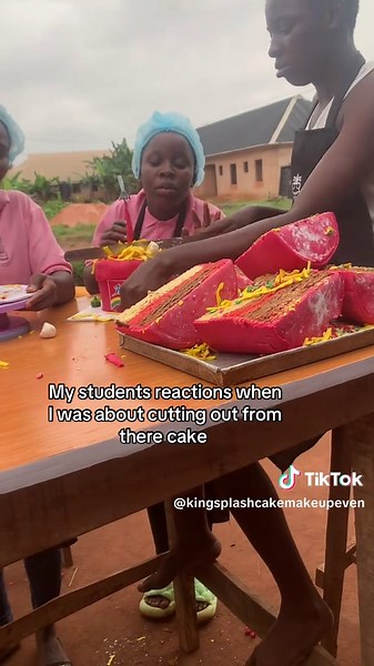 Student Reactions While Cutting Their Baked Cake