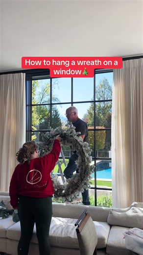 Easy peasy. Would you do this? #christmasdecor #christmas #wreath #window #tips