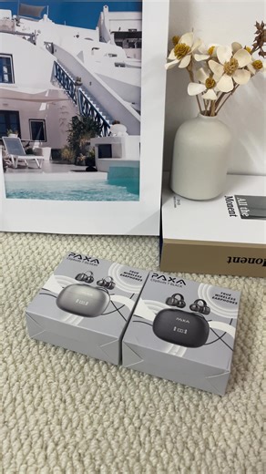 A pair of earphones that look like earrings, not only beautiful, but also very functional! You can quickly switch music, answer calls, etc. Are you sure you don't want to take a look?#ClipOnEarbuds #headphones #earbudsviral #WirelessEarbuds #tiktokshop