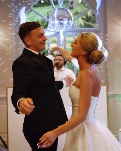 Millennial Weddings: A Night Out with Friends and Family