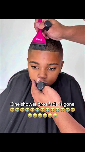 😭😭😭 #haircut #barber #viral #blowthisup #fyp | haircut