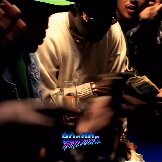 The Notorious B.I.G. - Big Poppa #90sHipHopLegends #OldSchoolRap #HipHopGoldenEra #RapThrowbacks #90sRapClassics #90sMusic #rap #hiphophead | Retrospect 90s 00s