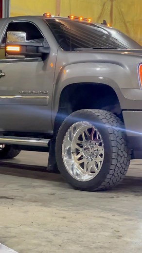 Explore the Ultimate GMC Sierra Denali HD with American Force Wheels