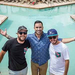 La revitalisation du Beachclub de Pointe-Calumet devient une série documentaire - Hollywoodpq.com