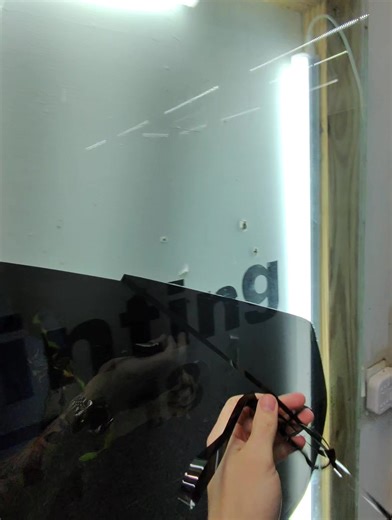 Weeding the Front Two Windows on a 2025 Kia K5 😮‍🔥 Clean weeding on the front two door windows of this 2025 Kia K5 ✔️ Sharp edges, smooth pulls, no tearing — this is the part most people don’t get to see 👌 Watch it peel perfectly. #WindowTint #Weeding #TintTok #KiaK5 #Satisfying