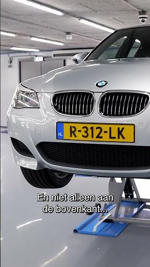 Een heel bijzondere auto fabrieksnieuw gemaakt: Een BMW M5.