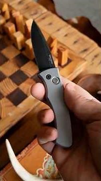 A Hard Hitting Auto EDC Knife! Pro-Tech Duke 2