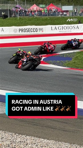 🎻🎻🎻🎻🎻🎻 #AustrianGP 🇦🇹 #MotoGP | moto gp