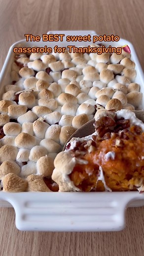 Do you add marshmallows to your sweet potato casserole? 🍠 #kroger #sweetpotatocasserole #sweetpotato #casserolerecipes #thanksgivingrecipes #thanksgivingfood @yess i do the cookingg