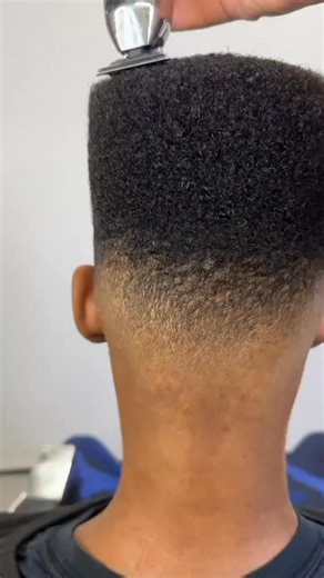 This video is from 2023 and got 30 Million Views on YouTube🎯 Comment ‘Sob’ to learn more about our academy with over 400 videos that’s helping barbers get better at cutting, content, and charging more🚀 | The4thken