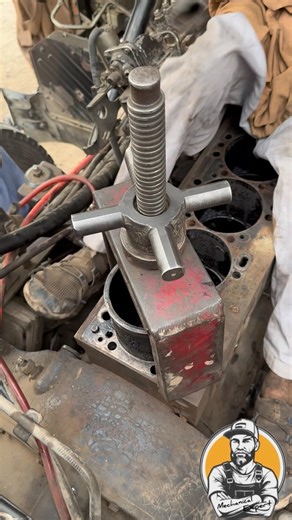 Liner Removal #automobile #mechanic #repair #trending #welding #dieselengine #viral #shorts