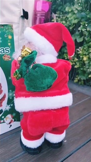 el santa claus bailando 🕺 🎶 🎅🏻💫2026 baile de santa.