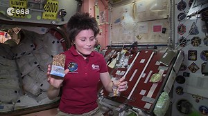 Space snack time with Samantha Cristoforetti