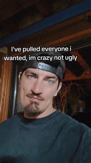 Charly (@kingcharly_89)’s videos with Batman - LPB Poody