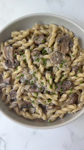 Creamy Mushroom Truffle Pasta Recipe