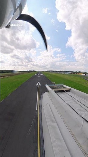 Soft landing with amphibious Aeroprakt A22