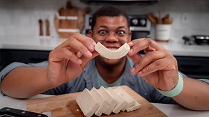 A simple trick to press tofu to get rid of moisture