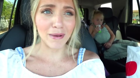 The LaBrant Family Faces the World’s Largest Indoor Waterpark