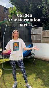 Real transformations take time 😅 If the last 4 years of slowly renovating our house have taught us anything, it’s that unless you’ve got a big budget ready to go and unlimited time (or a whole team on standby), projects will always take longer than you think. This garden has been no exception - 6 weeks in the making but we’re finally at Part 2✨ We still want to put in a back fence, add some foliage & fix the lawn (that might be a job for next summer now though 🤣) then finally sort the furnitur