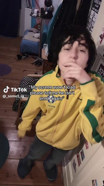 Struggles with Emo Style in Digital Conversations