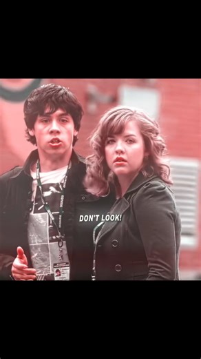 Story Teller on Instagram: "High school… but no filters, no mercy 💔 Degrassi: The Next Generation 🎒🔥 This series doesn’t sugarcoat teenage life. Degrassi: The Next Generation dives straight into the real struggles of high school—first love, heartbreak, bullying, mental health, friendships falling apart, and choices that change everything. Set in a Canadian school, it follows different students as they grow up, mess up, learn hard lessons, and try to figure out who they really are. Raw, emotio