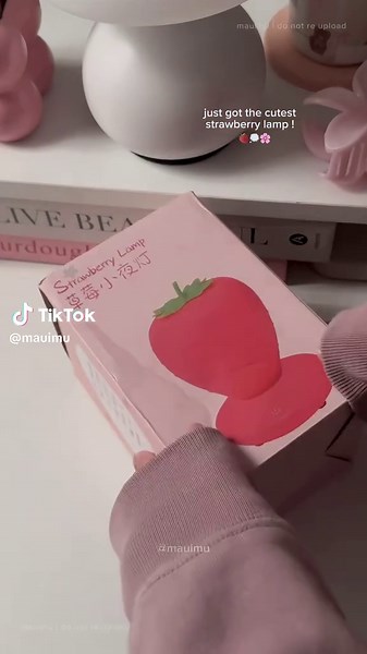 it's so cute, it is also rechargeable 🥹🍓 #strawberrylamp #strawberrystyle #strawberrydesign #lamp #lamproom | New 1pc USB Rechargeable Strawberry Lamp, Bedroom Bedside Atmosphere Light LED Fruit Night Light, Gift For Boys And Girls Eid Al Adha Mubarak