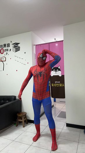 Spiderpool: Energetic Spider-Man Costume Performance