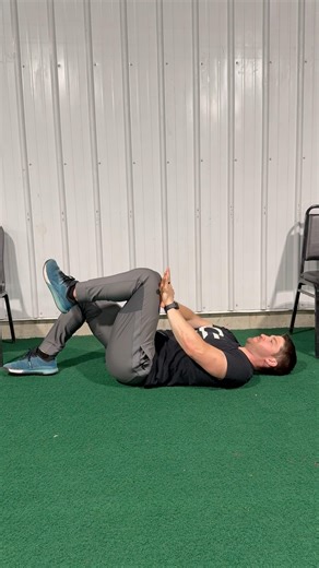 Supine hip flexion isometric