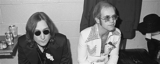 4 Famous Songs That Feature Backing Vocals From Legends