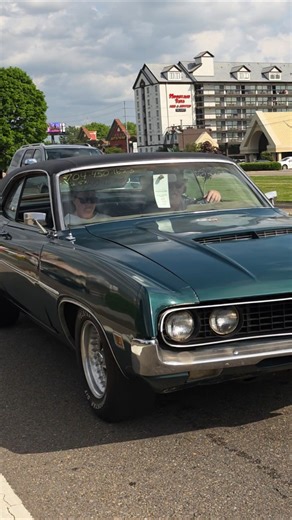 1970 Ford Torino cruising Rod Run car show week #classiccars