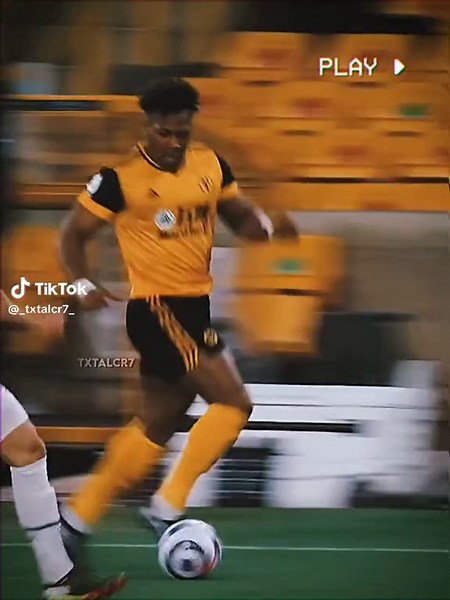 Adama Traore Top Speed and Dribbling Skills