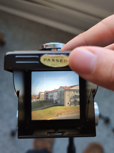 got to try my first twin lens reflex camera a few days ago. these old tlr cameras are a hoot and a holler. this one's a Yashica-D, and I've got some Kodak Gold 200 in there 🎞️ #tlr #mediumformatfilm #yashicad