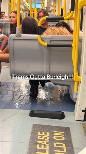 #goldcoast | tram
